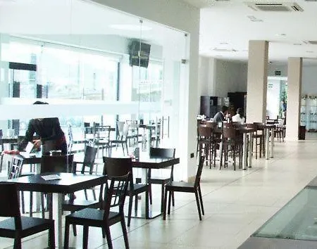 Complejo 24h Hotel