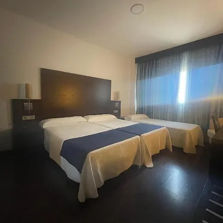 Complejo 24H 3* Monesterio