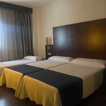 Complejo 24h 3* Monesterio