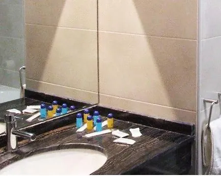 Complejo 24h Hotel