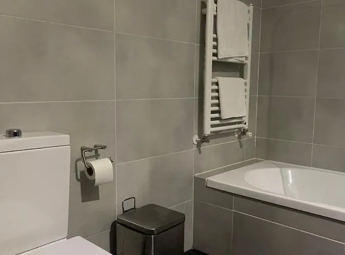 Hotel Complejo 24h 3*