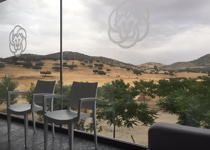 Hotel Complejo 24h 3*